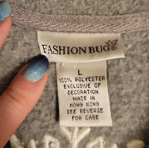 Rhinestone Snowflake Christmas Sweater - Picture 3 of 5